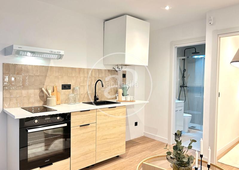 Foto 958e73a0-2ce0-4e8f-980d-f2c40f2ad5a4. Rent loft with heating in Vila de Gràcia Barcelona