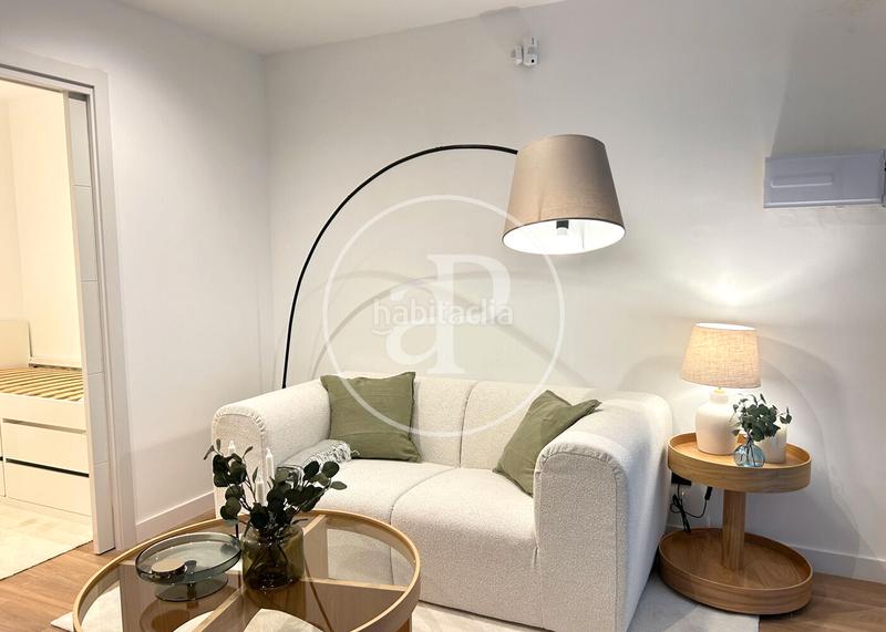 Foto df43ac0d-e14e-4321-bb6e-b340d199bbc5. Rent loft with heating in Vila de Gràcia Barcelona