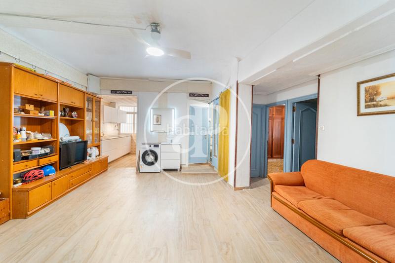 Foto d4dcbfa6-2558-4214-a69c-fafe3e3700ac. Piso  en venta en Barrio del Centro Alicante