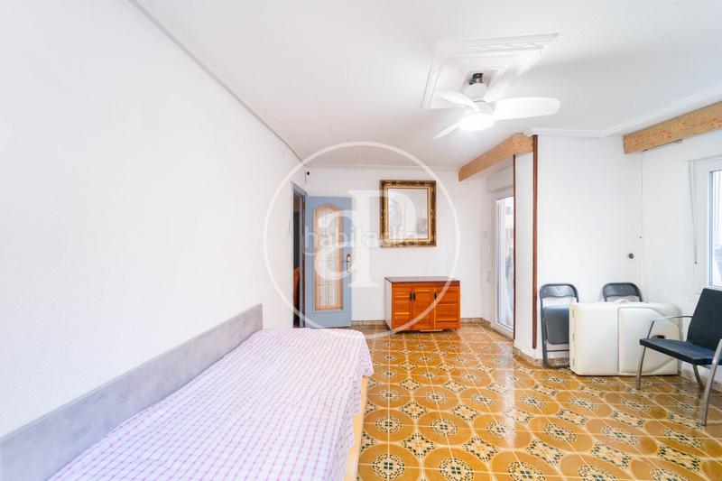 Foto eb3fcc10-04de-471d-9c2d-9c76d9bbba7e. Piso  en venta en Barrio del Centro Alicante