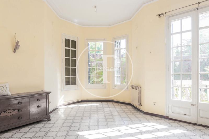 Foto 14e106a0-60fb-489d-bce7-3d69a3e9e801. House with heating parking in Centre Sant Just Desvern