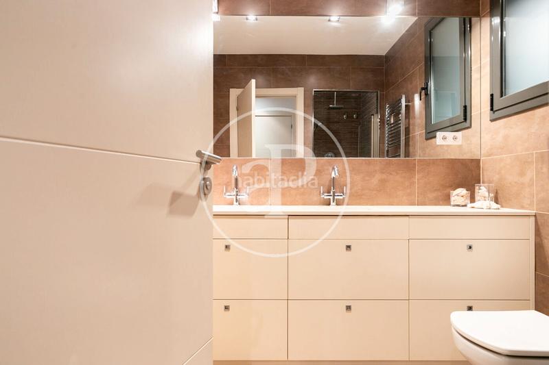 Foto 38e581e8-c6ab-47e1-85d6-2379d921d6b3. Pis amb calefacció a La Nova Esquerra de l´Eixample Barcelona