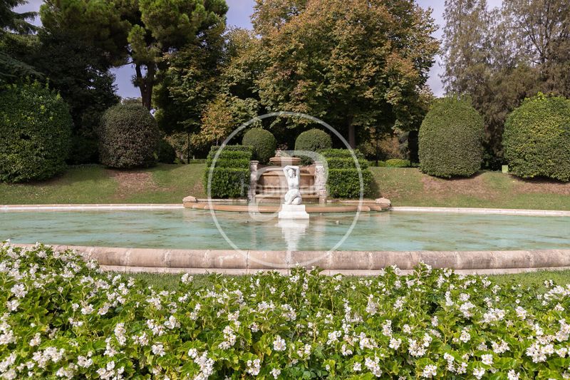 Foto 2d9a9612-c855-4f93-a8fe-87182cd51bd1. Terreno residenziale in Pedralbes Barcelona