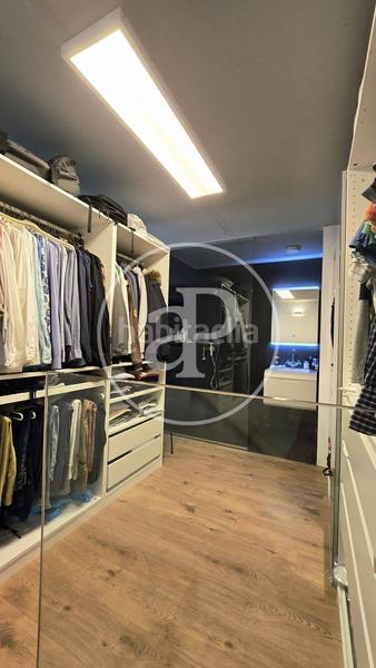 Foto 324b29ab-bf54-4053-bcc5-9c7fbf77b9f9. Pis amb calefacció aparcament piscina a Vara de Quart Valencia