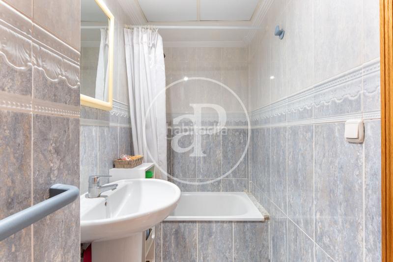 Foto 081e305a-33cb-4e9d-a7b5-08b8d621f47b. Àtic amb calefacció aparcament piscina a Sant Pau Valencia