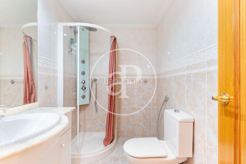 Foto 1695e661-270a-4151-b64c-3c3962d7a558. Àtic amb calefacció aparcament piscina a Sant Pau Valencia