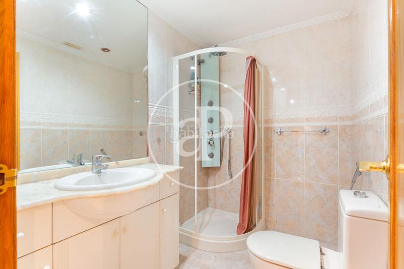 Foto 4e0c5073-7d0c-4f81-9fb7-4958c0909e62. Àtic amb calefacció aparcament piscina a Sant Pau Valencia