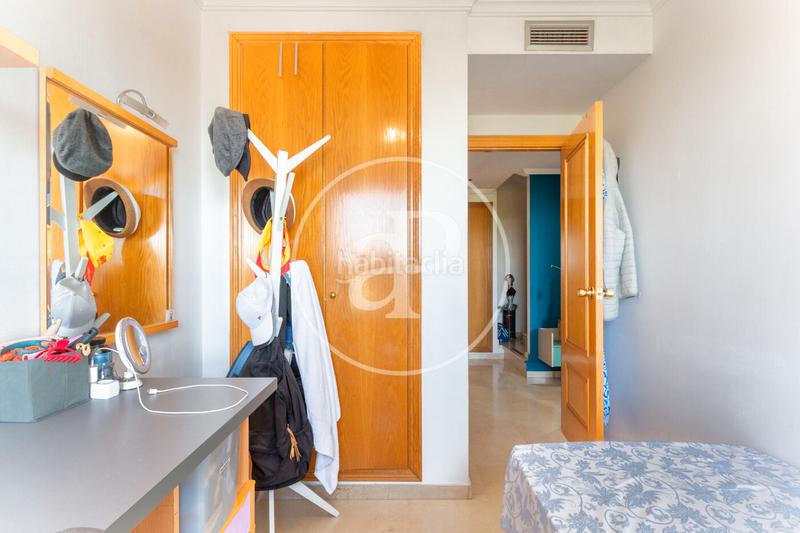 Foto 4e65e725-203d-4556-82fb-dbda0863a42d. Àtic amb calefacció aparcament piscina a Sant Pau Valencia