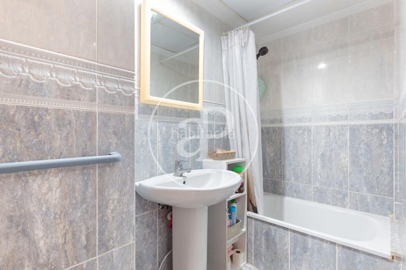 Foto 5ae68a41-9ee9-4ad6-b05f-17a1c419df2f. Àtic amb calefacció aparcament piscina a Sant Pau Valencia