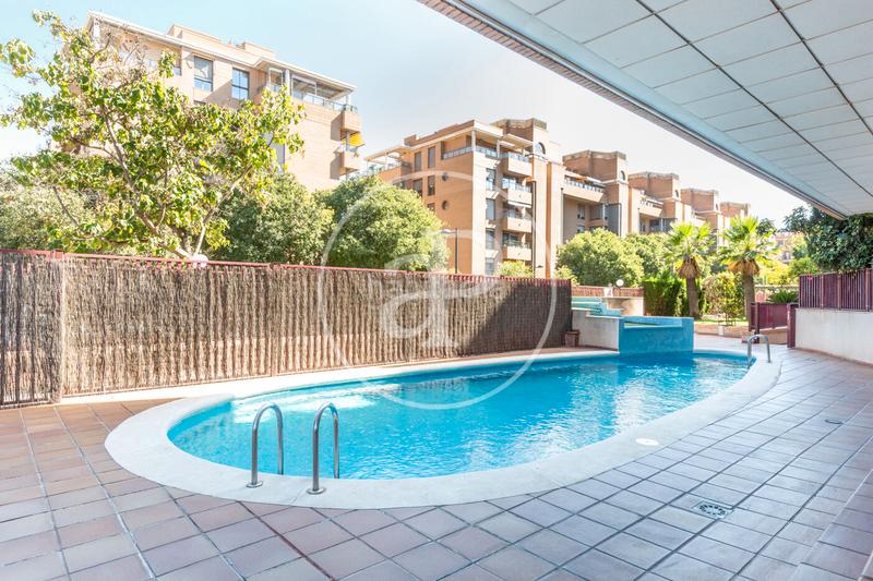 Foto 667e057b-b89b-49b6-bb2d-0757362d7d26. Àtic amb calefacció aparcament piscina a Sant Pau Valencia