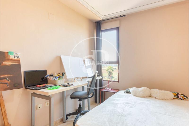 Foto f7724770-10ef-4882-94e2-dfd419461041. Àtic amb calefacció aparcament piscina a Sant Pau Valencia