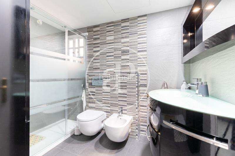 Foto 3e97646d-fb2c-4e99-8086-ab8da7200208. Casa  en venta en Martinica - Ateneu Cerdanyola del Vallès