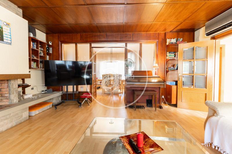 Foto 57c02e09-2479-4681-9db9-eb2c81e78ca3. Casa  en venta en Martinica - Ateneu Cerdanyola del Vallès