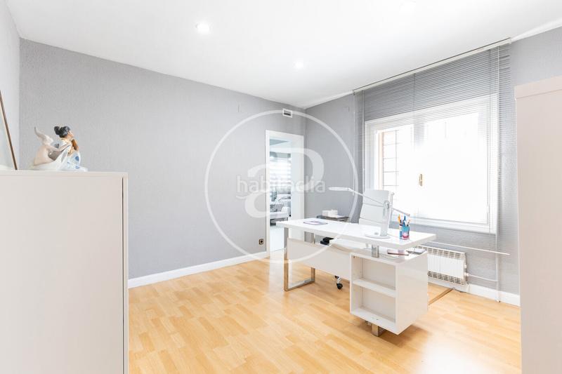 Foto 7782b581-0edf-42f1-9666-11bed83cfbc7. Haus mit heizung parking pool in Martinica - Ateneu Cerdanyola del Vallès