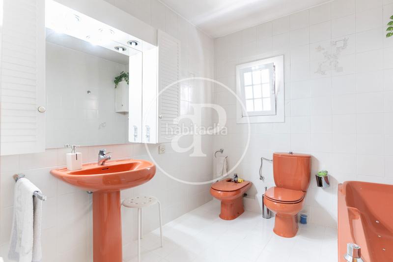 Foto fb6b0fa0-9f63-4661-9566-6838a55a1df5. Haus mit heizung parking pool in Martinica - Ateneu Cerdanyola del Vallès