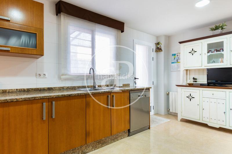 Foto 430e5851-6511-43e1-adcf-510c577085de. Casa adosada chalet adosado en venta en Playa Burriana