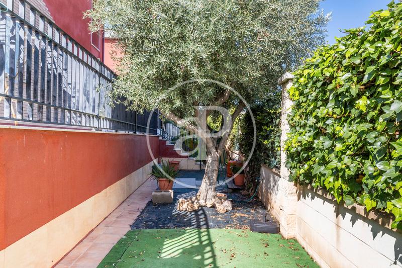 Foto 5b60878e-1d86-453a-8e01-360d04c7ee9e. Casa adosada chalet adosado en venta en Playa Burriana