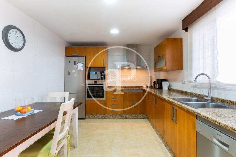 Foto fd7a6446-4f83-4c69-aca6-943b875bbc23. Casa adosada chalet adosado en venta en Playa Burriana