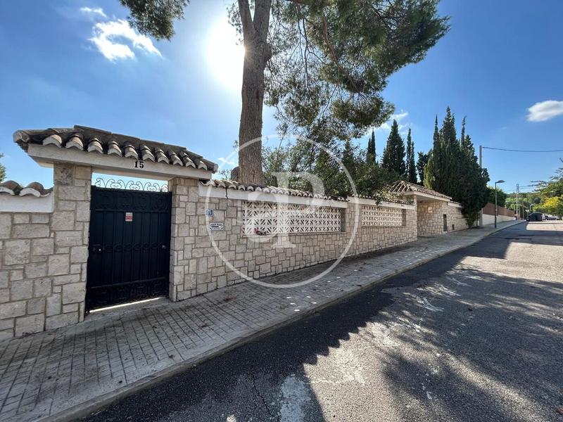 Foto 1f31f0a4-fe16-4611-9e8d-bc305380f910. Terreno residenziale in La Cañada Paterna