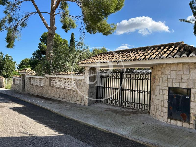 Foto a813d42e-6842-4049-b331-32242704b265. Terreno residencial en La Cañada Paterna