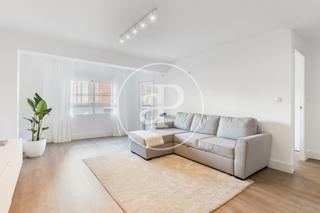 Appartement à Mont Olivet. Piso en venta en barrio en corts