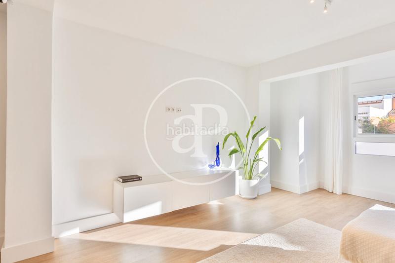 Foto 135e3e45-d9ce-4be8-ae70-09fb1e1ecdbd. Piso  en venta en quatre carreres en Mont Olivet Valencia