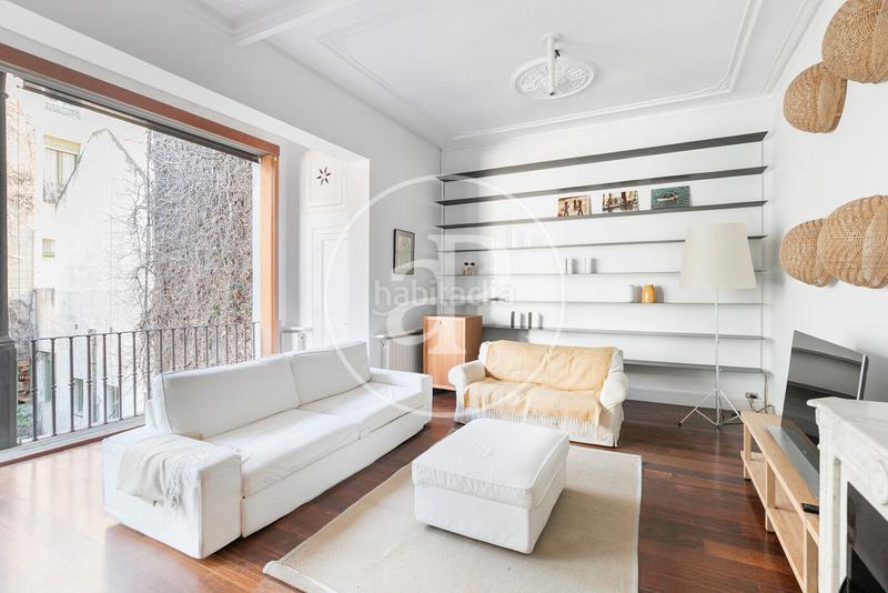 Foto bbae7036-2bfb-4ade-8a1b-3d34a2882caf. Rent flat with heating in Dreta de l´Eixample Barcelona