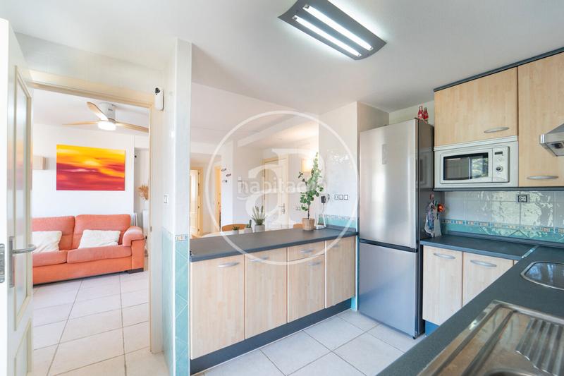 Foto 2e893743-4319-49c4-8f23-b2b770bb75cc. Pis amb calefacció aparcament piscina a Mirador de la Cala-Benimar Vila Joiosa (la)