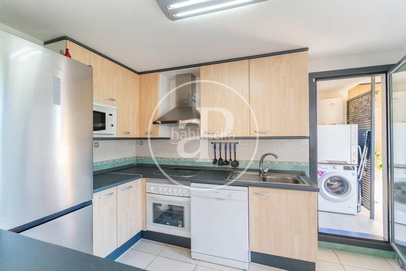 Foto cbeead46-a0eb-4afe-8209-4bd52423ebd8. Pis amb calefacció aparcament piscina a Mirador de la Cala-Benimar Vila Joiosa (la)