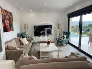 House in Escandinavia-Cautivador. Chalet en venta en alfaz del pi