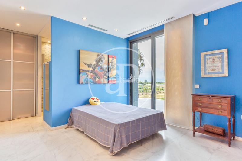 Foto 0dd95531-96b8-4b23-9ecf-363d05198b04. Casa amb calefacció aparcament piscina a Playa Burriana