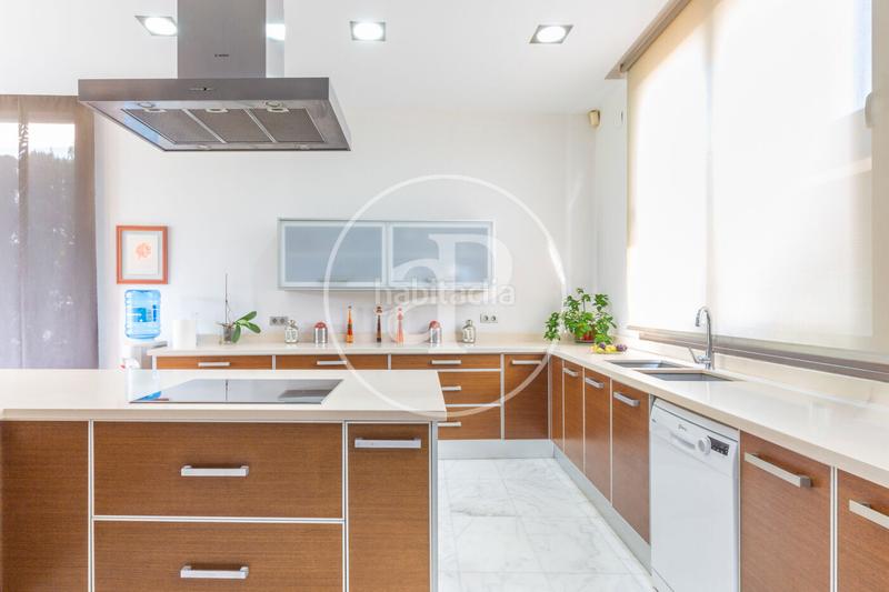 Foto 450c57c3-e373-4251-89d9-e96a2d6fa936. Casa amb calefacció aparcament piscina a Playa Burriana