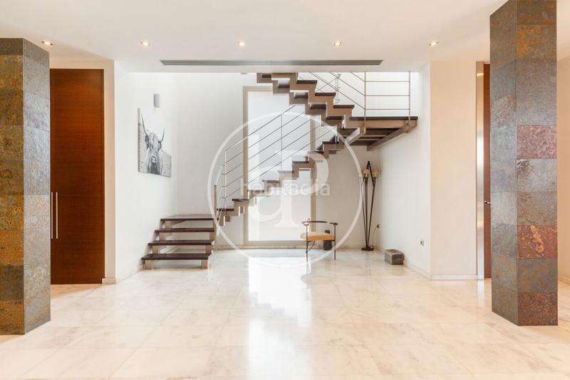 Foto c035db90-7439-481b-8a5e-e5aee30d9e88. Casa amb calefacció aparcament piscina a Playa Burriana