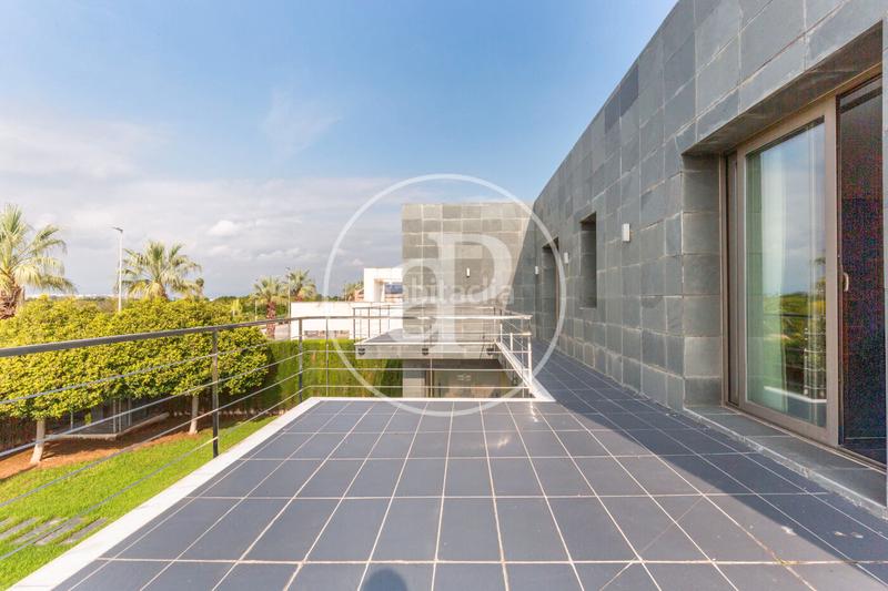 Foto e85fa7c1-5602-4ea0-8293-d90fe54164ee. Casa amb calefacció aparcament piscina a Playa Burriana