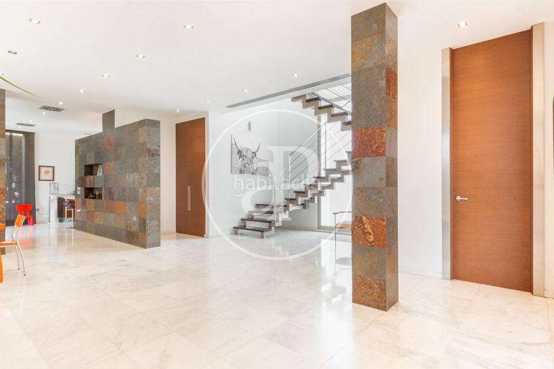 Foto ee217376-3fbd-4ef7-b3a5-d13d111490ff. Casa amb calefacció aparcament piscina a Playa Burriana