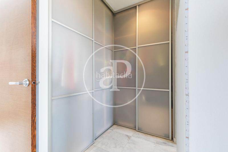 Foto fa9fb8c2-3ebb-48e5-aef5-f1bb3403eee5. Casa amb calefacció aparcament piscina a Playa Burriana