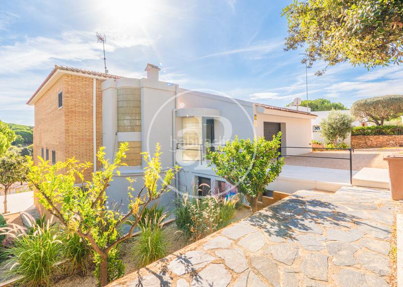 Foto 2d298185-5fe6-4a17-9e16-7b6acdaaf718. House with heating parking pool in Urbanitzacions Arenys de Mar