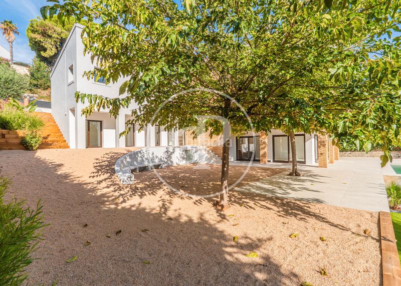 Foto 493ad6dd-3591-4747-8261-a340c1bac2fe. House with heating parking pool in Urbanitzacions Arenys de Mar