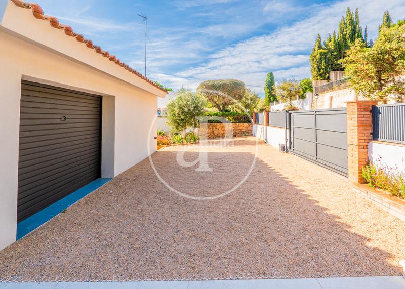 Foto 520f392a-c544-4d0f-b079-a78f2a5309fd. House with heating parking pool in Urbanitzacions Arenys de Mar