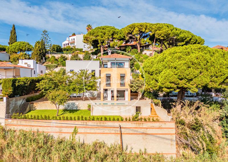 Foto 698fdcb0-6c9b-465f-8f4d-09787befe322. House with heating parking pool in Urbanitzacions Arenys de Mar