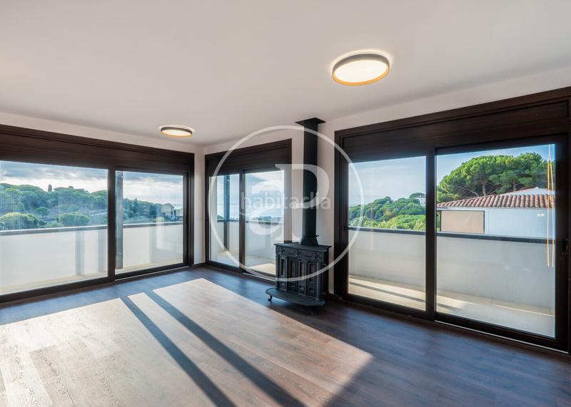 Foto 75eda767-f89f-4d70-89c9-e3a4ce024f8e. House with heating parking pool in Urbanitzacions Arenys de Mar