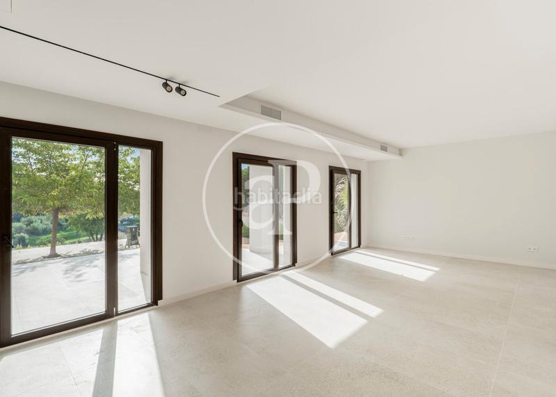 Foto 9867da8e-9e28-48c1-b386-75cf787fb266. House with heating parking pool in Urbanitzacions Arenys de Mar