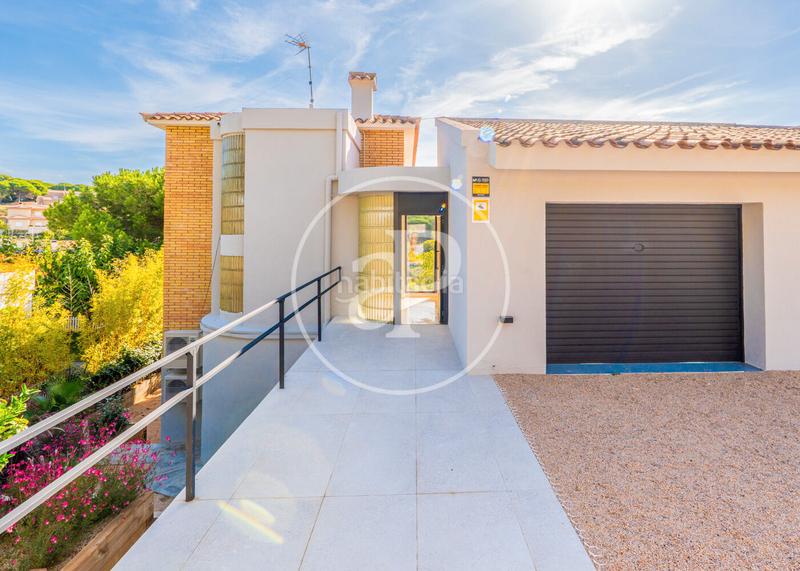 Foto a56efb69-fcb6-40c2-8c76-08d102a1cb37. House with heating parking pool in Urbanitzacions Arenys de Mar