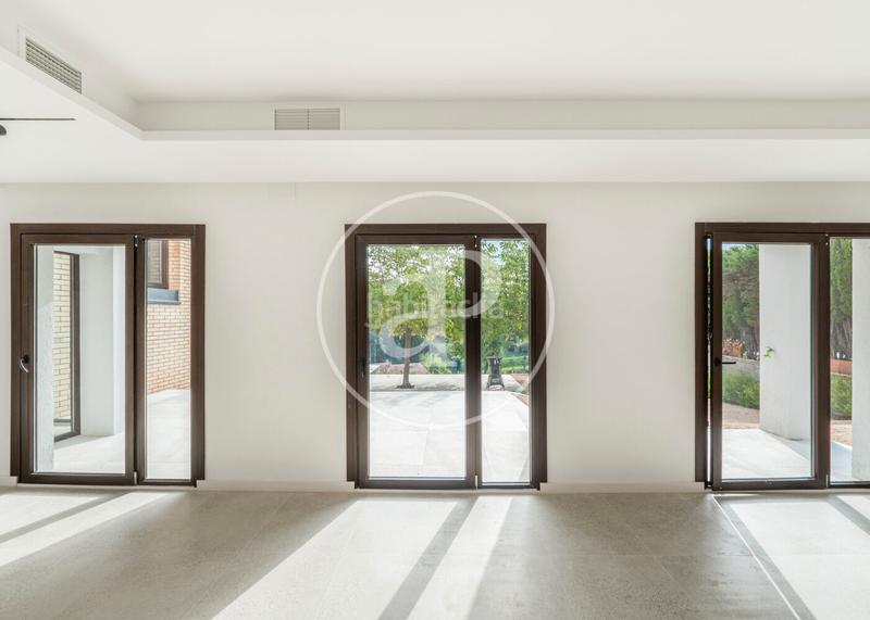 Foto e3d77c44-3e5d-4a88-8e2d-27c0f6df3cbe. House with heating parking pool in Urbanitzacions Arenys de Mar