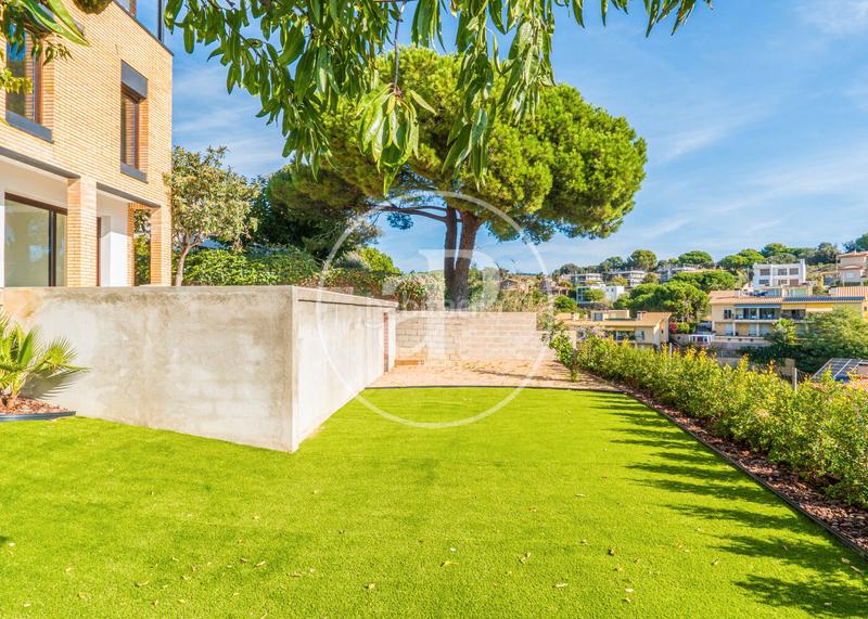 Foto e73dd121-19cc-48d2-acbe-764e074c3b84. House with heating parking pool in Urbanitzacions Arenys de Mar