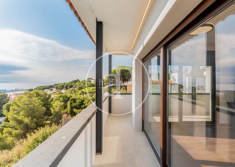 Foto fd717d3d-3196-47aa-b243-7cad508a5bc4. House with heating parking pool in Urbanitzacions Arenys de Mar