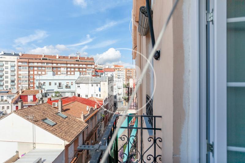 Foto 19ce557e-ea31-4e49-9f3e-9f932bafbc2c. Rent flat with heating in En Corts - Doctor Waksman Valencia