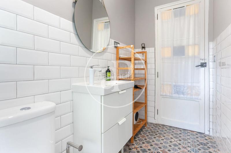 Foto be8bc595-e589-4cc7-aa4f-2c9a45fa06e8. Rent flat with heating in En Corts - Doctor Waksman Valencia