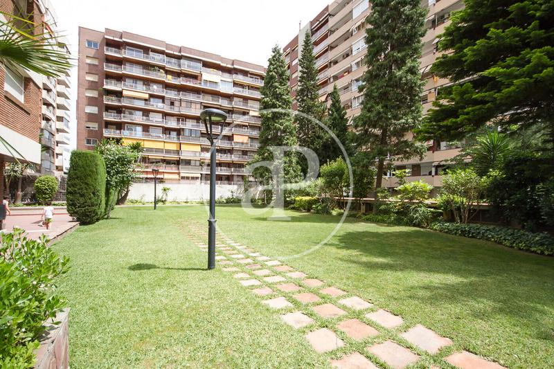 Foto 8ef49664-fa14-4aeb-bc75-d4cac85921e8. Miete etagenwohnung mit heizung pool in Sant Ramon - Maternitat Barcelona