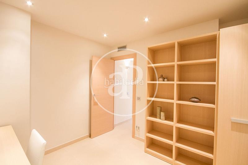 Foto 15165149-ec2a-4b30-a3e0-80921f363594. Rent flat with heating pool in Sant Ramon - Maternitat Barcelona